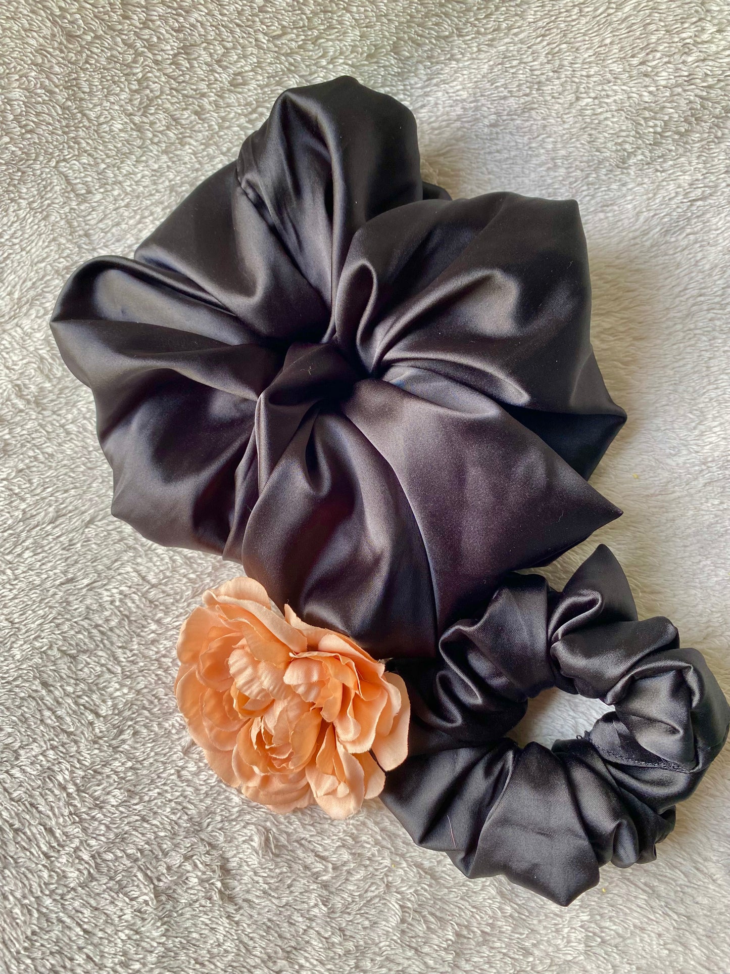 Black Satin, M Scrunchie