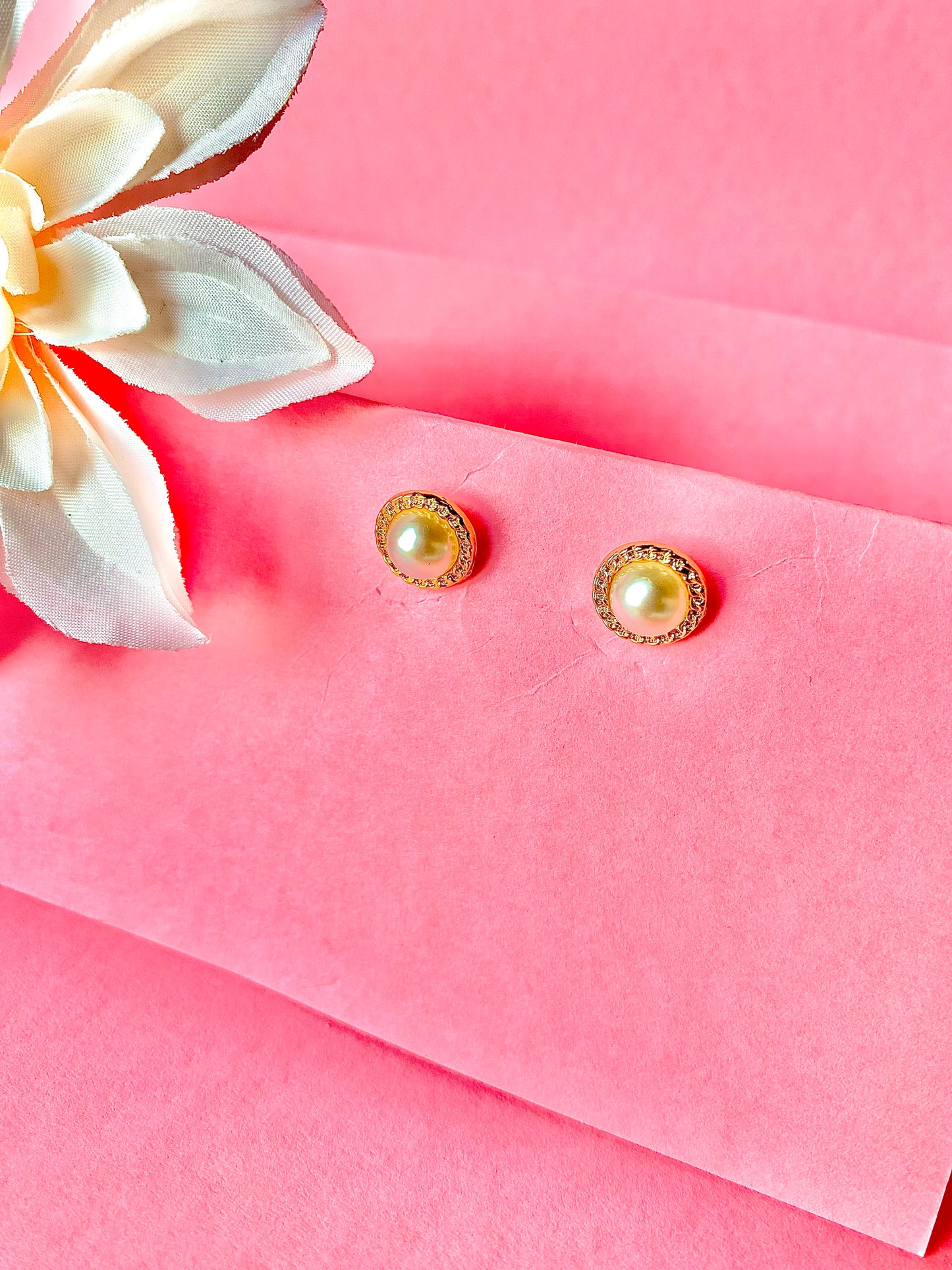 Pearl Studs