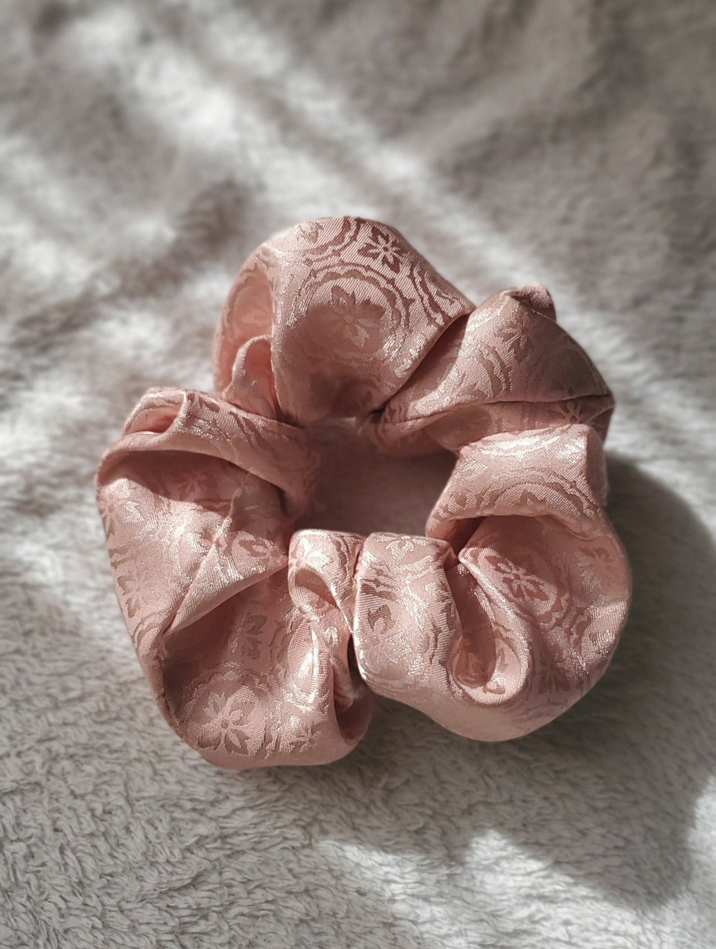 Pink Design, M Scrunchie