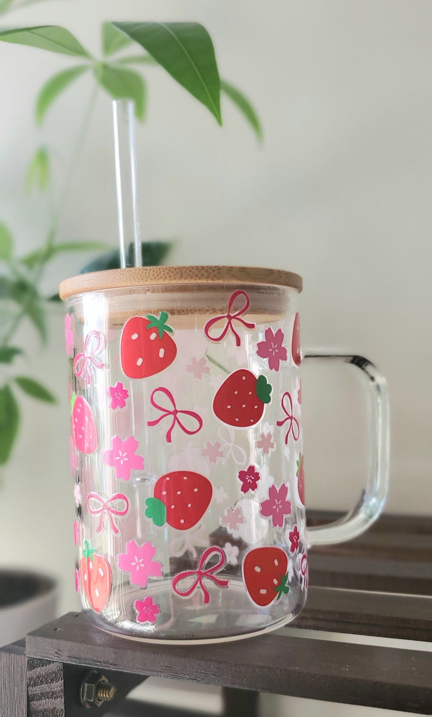 Strawberry and Bow, 17oz Mug